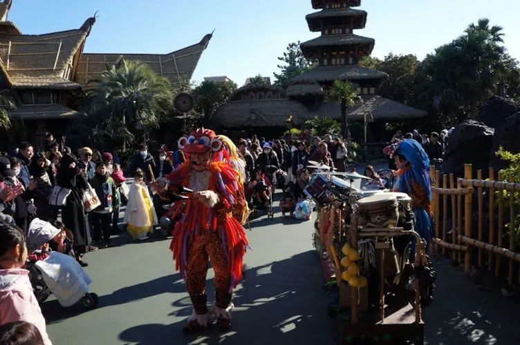 A fun dance show at Disneyland