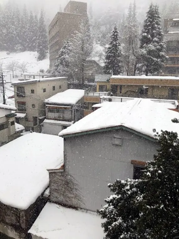 Heavy snow in Yuzawa